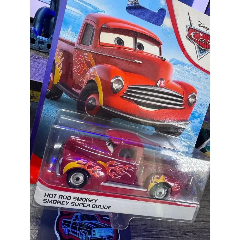 Disney Pixar Cars Ramone’s Body Shop Hot Rod Smokey
